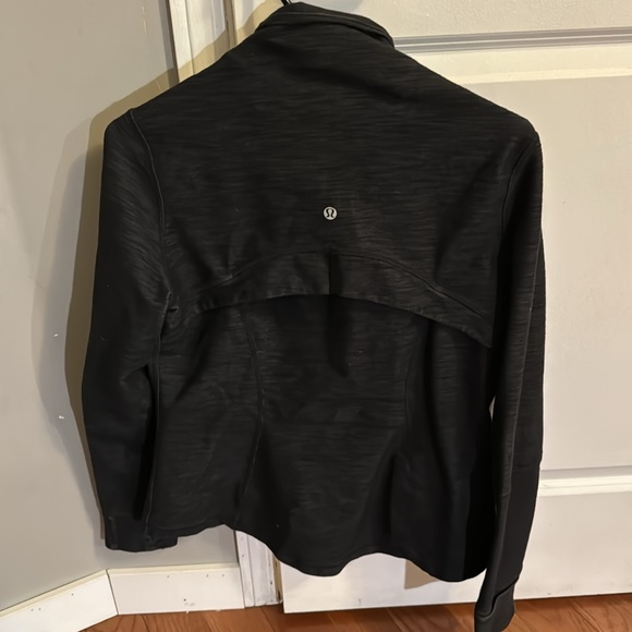 Lululemon Jacket - Picture 2 of 4